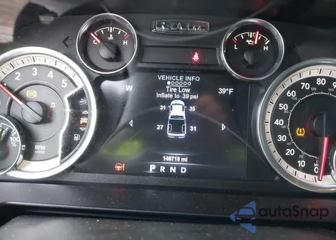 2015 Ram 1500 Laramie z USA, uszkodzony, nr VIN 1C6RR7NM4FS679146